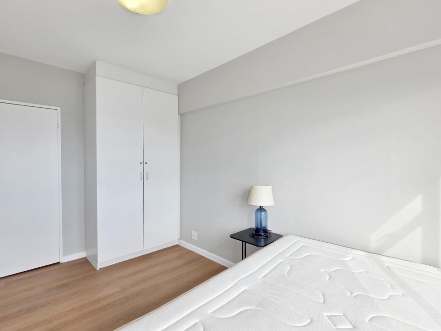 To Let 2 Bedroom Property for Rent in Sea Point Western Cape